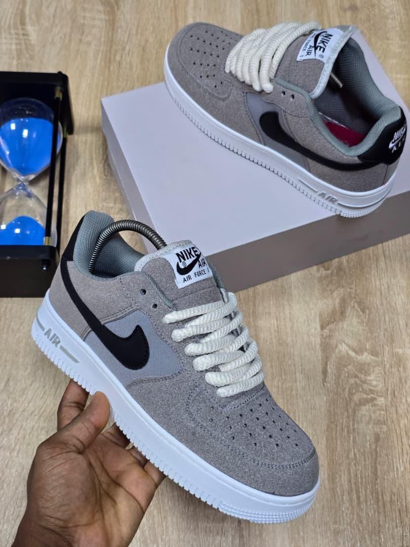 Nike Air Force 1 Low